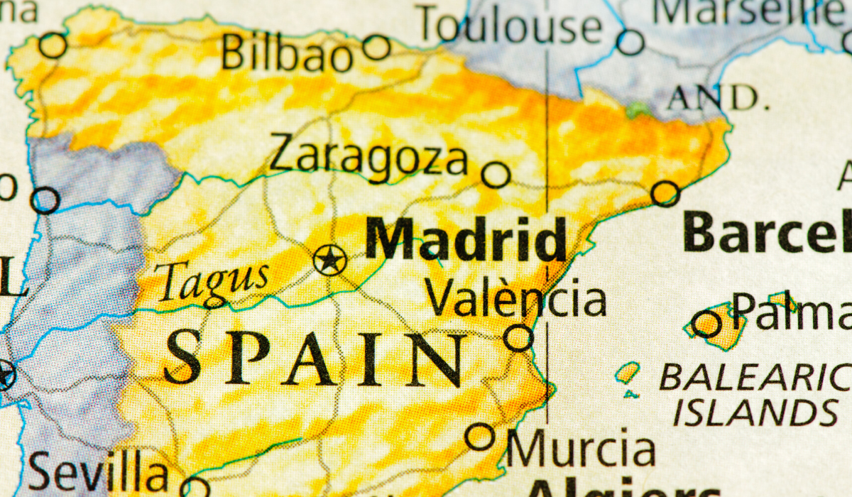 ВНЖ при покупке недвижимости в Испании 2023
